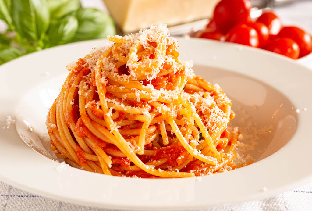 SPAGETTİ NAPOLİTAN